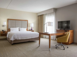Hampton Inn & Suites Knoxville Papermill Drive