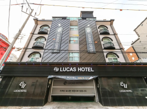 Lucas Hotel