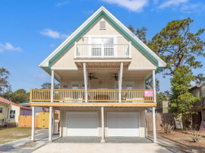 Sandys Beach House by Tybee Vacation Rentals