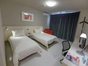 Jinjiang Inn Shanghai Changzhong Road Branch