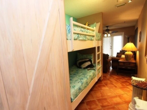 Aqua Ocean View - 2 Br Condo