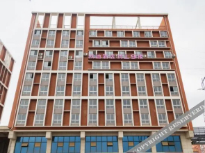 Longli Cady Hotel
