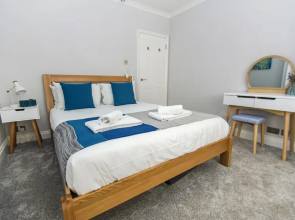 Buckingham Patio Apartment Central by Brighton Holiday Lets