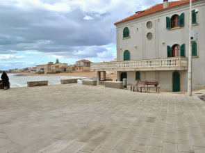 Eco-friendly Holiday Apartment Marina di Ragusa apt "il Gufo"