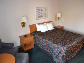 Countryside Inn & Suites