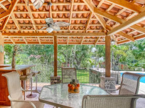 Casa Feliz