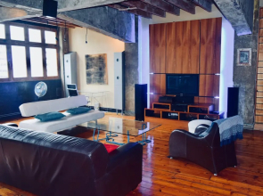 Spacious 1 Bedroom Apartment in Central Business District