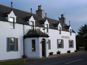 Castle Arms Hotel