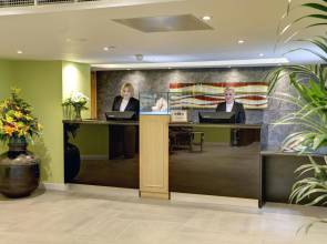 Donnington Manor Hotel