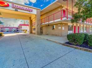 Econo Lodge Meridian South