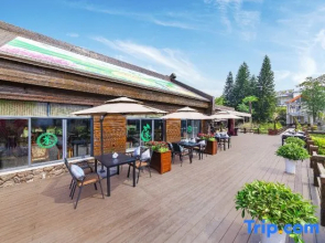 Chengdu Star Flower Garden Hotel (University Games Sports Center)