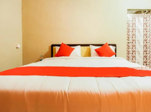 Olympic Club House by OYO Rooms