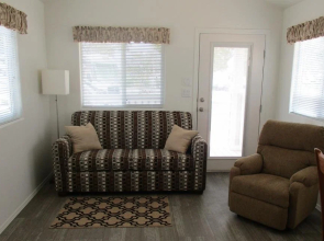 Travelers World RV Resort