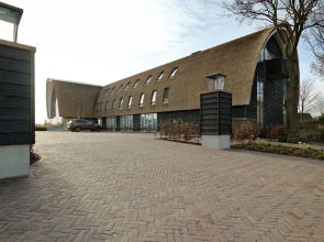 Hotel De Roode Schuur