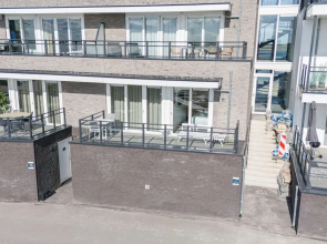 Apartment in Sint-annaland by the Harbor