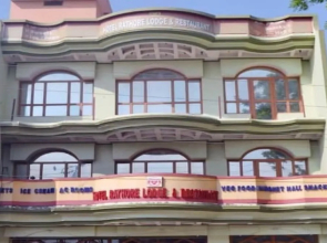 Hotel Rathore Lodge & Restaurant