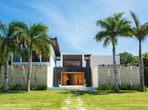 Unbelievable Villa with Pool - Perfect Family Vacay