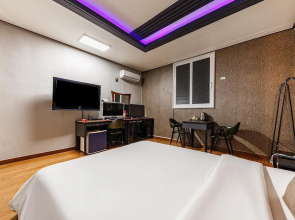 Gyeryong Canvas