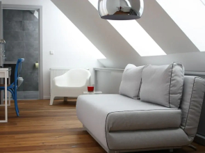 GoVienna 3BR Penthouse Apartment