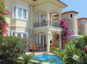 Sunset Beach Club Seashell 06