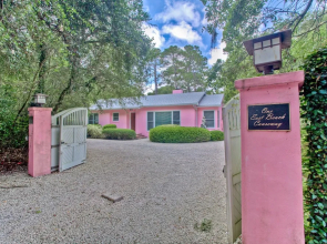 1 East Beach Causeway by Hodnett Cooper