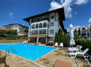 Top Complex Apartment on the Beach