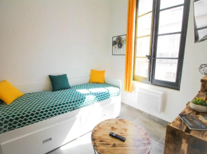 Charmant T2 en COEUR de VILLE - 2 lits + lit bébé - Wifi - Imprimante