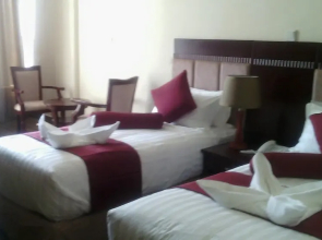 Waterfront Hotel
