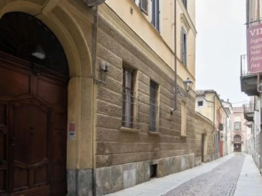 Asti City Center Apartment