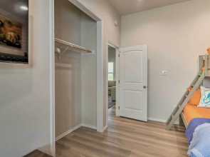 6 Mi to Beach: Rockport Home w/ Pool Access!