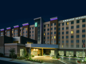Embassy Suites by Hilton College Station, TX