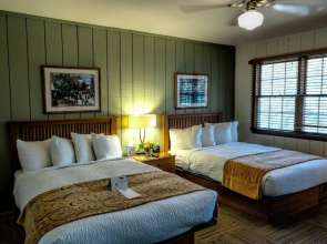 Post Oak Lodge Retreat