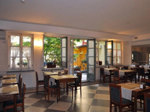 Hotel Roma E Rocca Cavour