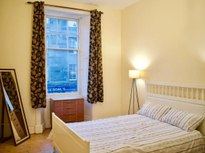 1 Bedroom Property in Leith