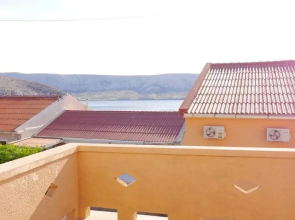 Cozy 1 Bedroom Apartment With sea View