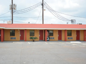El Camino Motel