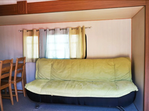 Gimhae Le Monde Caravan
