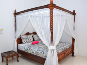 Nur Banglo Homestay Port Dickson