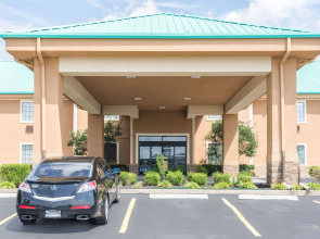 Quality Inn & Suites Alma - Fort Smith Northeast