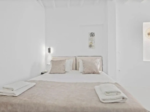 Heart of Mykonos Suites