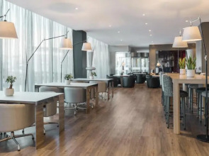 AC Hotel La Finca by Marriott