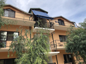 Hotel Gjinaj