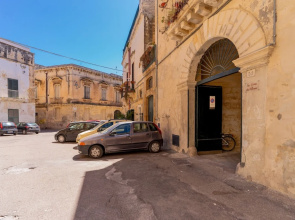 2869 Casa dei Nonni di via Idomeneo - Suite Oro by Barbarhouse