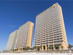 Splash by Royal American Beach Getaways