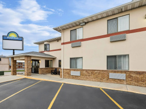 Days Inn by Wyndham Wall
