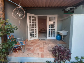 Kitnet completa a 800m da Praia