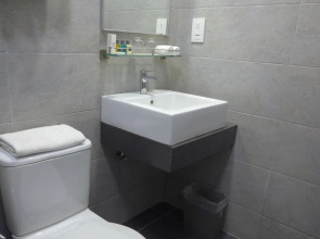 Cenang Plaza Beach Hotel