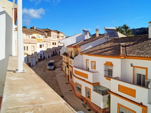 House With 3 Bedrooms in Benaoján, With Pool Access and Furnished Terr
