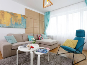 Lovely 2 bedroom apartment near Old Town
