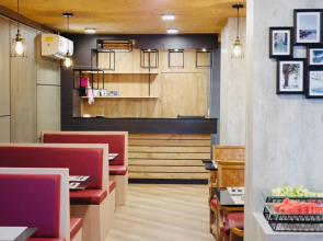 The Sunreno Hotel Bangkok